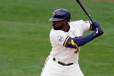 Spring training: Jackie Bradley Jr. starts new with Milwaukee Brewers