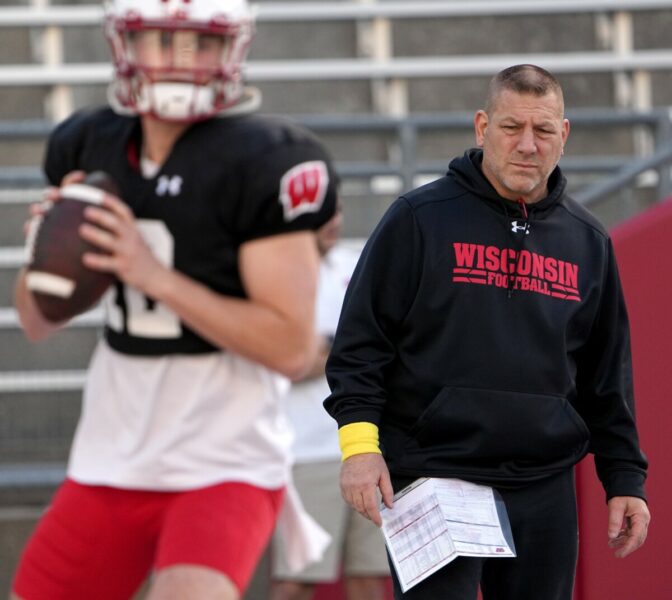 Wisconsin football offensive coordinator Phil Longo