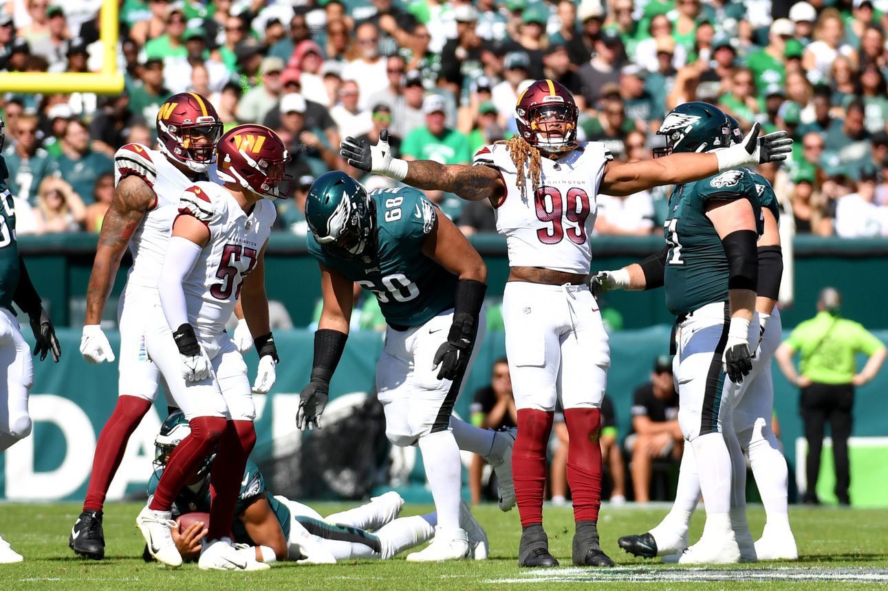 Oct 1, 2023; Philadelphia, Pennsylvania, USA; Washington Commanders defensive end Chase Young (99) celebrates his sack against the Philadelphia Eagles during the second quarter at Lincoln Financial Field. Mandatory Credit: Eric Hartline-USA TODAY Sports Packers