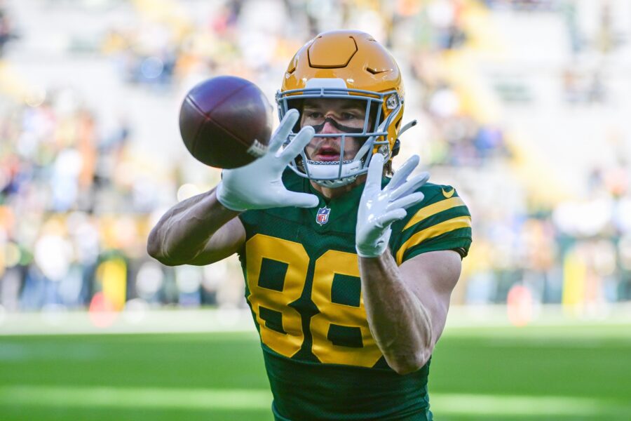 Nov 19, 2023; Green Bay, Wisconsin, USA; Green Bay Packers tight end Luke Musgrave (88) warms up before game against the Los Angeles Chargers at Lambeau Field. Mandatory Credit: Benny Sieu-USA TODAY Sports