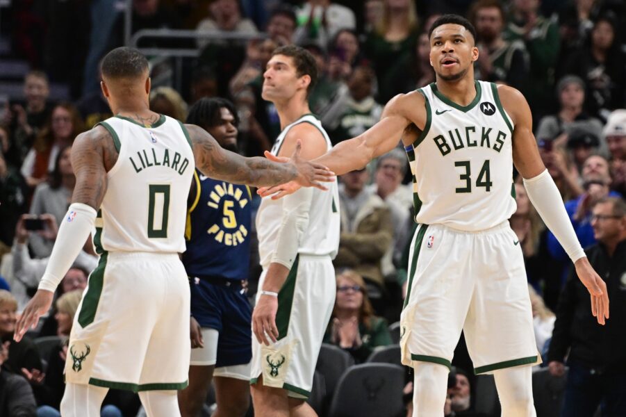 Giannis AntetokounmpoMilwaukee Bucks