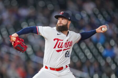 Milwaukee Brewers Dallas Keuchel, Kansas City Royals