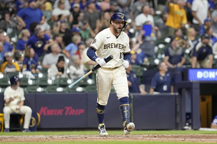 Milwaukee Brewers: Analyst Wonders Who Plays 1B When Rhys Hoskins Returns, But Fans Already Know the Answer 3 Milwaukee Brewers, Rhys Hoskins, Andrew Vaughn