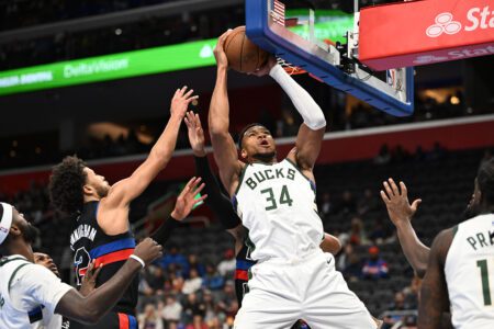 Milwaukee Bucks, Giannis Antetokounmpo, Detroit Pistons