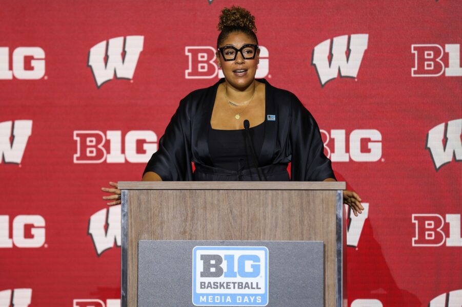 October 9, 2023; Minneapolis, Mn, USA; Women's basketball coach Wisconsin, Marisa Moseley, talks with the media during the Big Ten Basketball Media Days at Target Center. A must-have loan: Matt Krohn-Imagn images