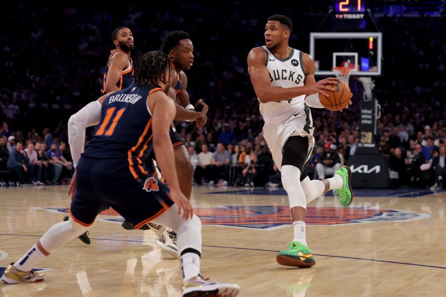 Giannis Antetokunmpo, Milwaukee Bucks, New York Knicks