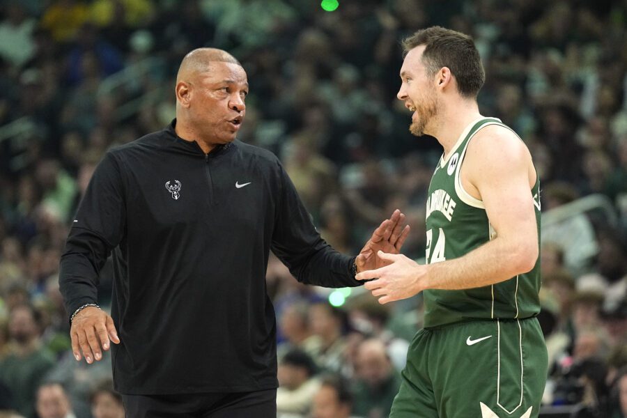 Doc Rivers, Pat Connaughton