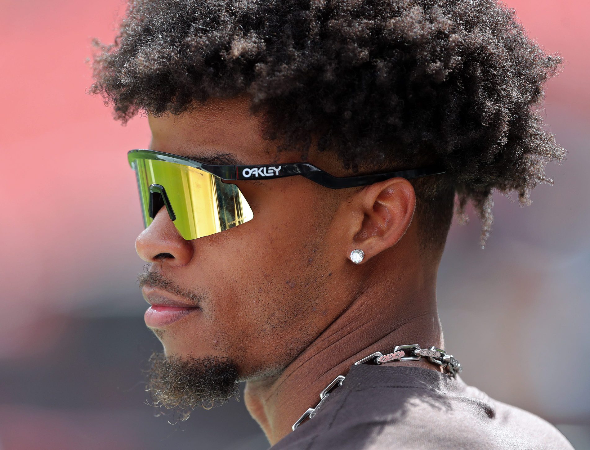 Cleveland Browns cornerback Greg Newsome II watches warmups before an NFL preseason football game at Cleveland Browns Stadium, Saturday, Aug. 10, 2024, in Cleveland, Ohio. © Jeff Lange / USA TODAY NETWORK Packers