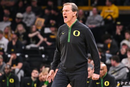 Oregon Ducks coach Dana Altman