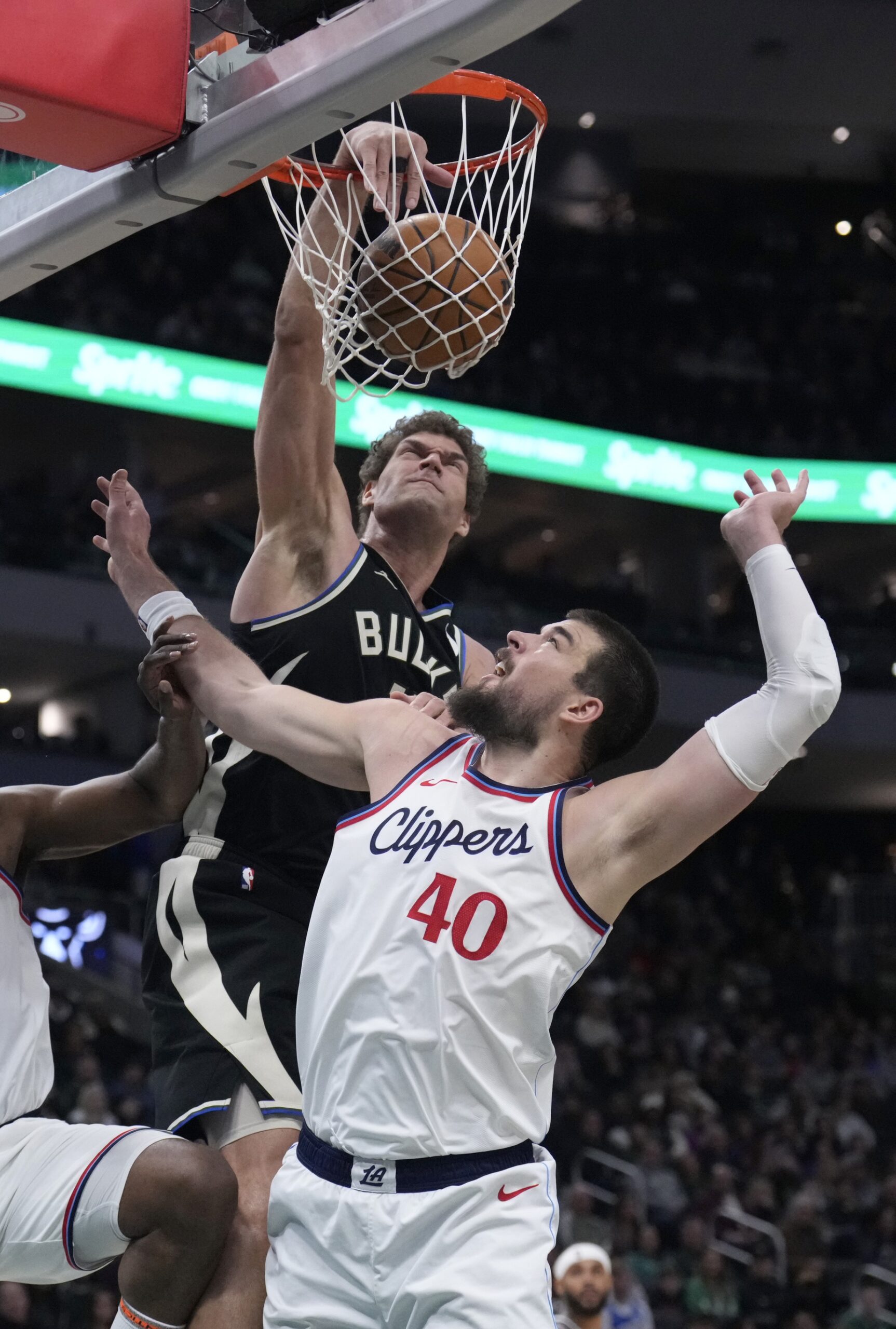 Milwaukee Bucks, Brook Lopez, Los Angeles Clippers