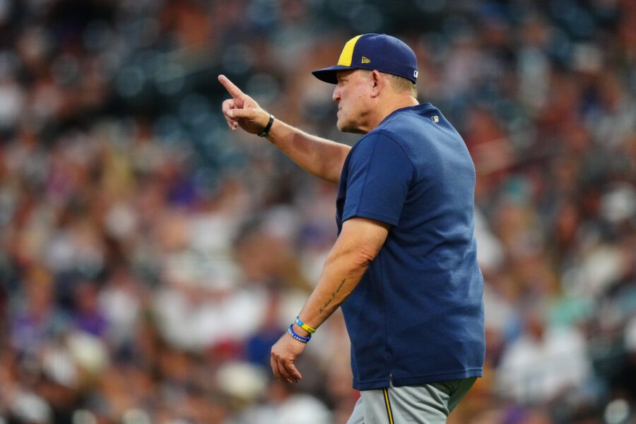 Milwaukee Brewers manager Pat Murphy