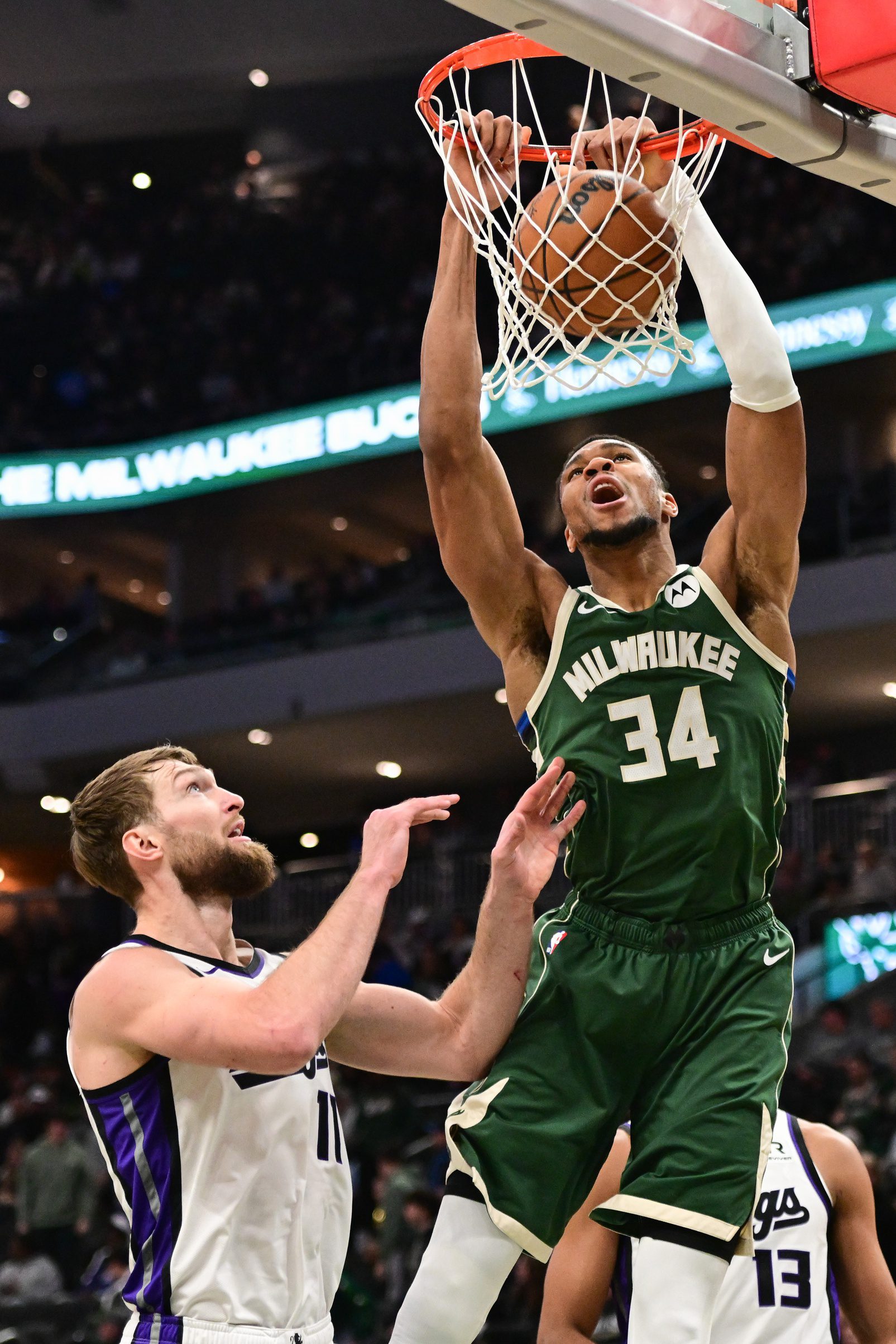 Milwaukee Bucks, Giannis Antetokounmpo, Sacramento Kings