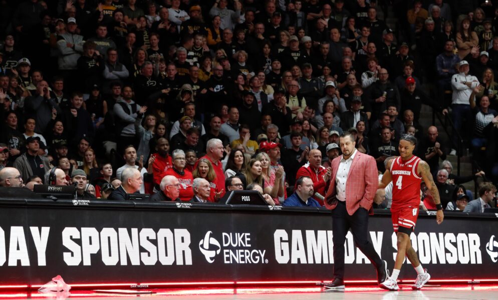 Wisconsin Badgers basketball fans