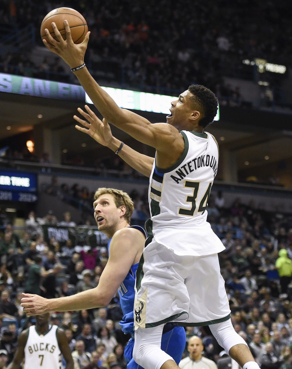 Milwaukee Bucks, Giannis Antetokounmpo, Dallas Mavericks