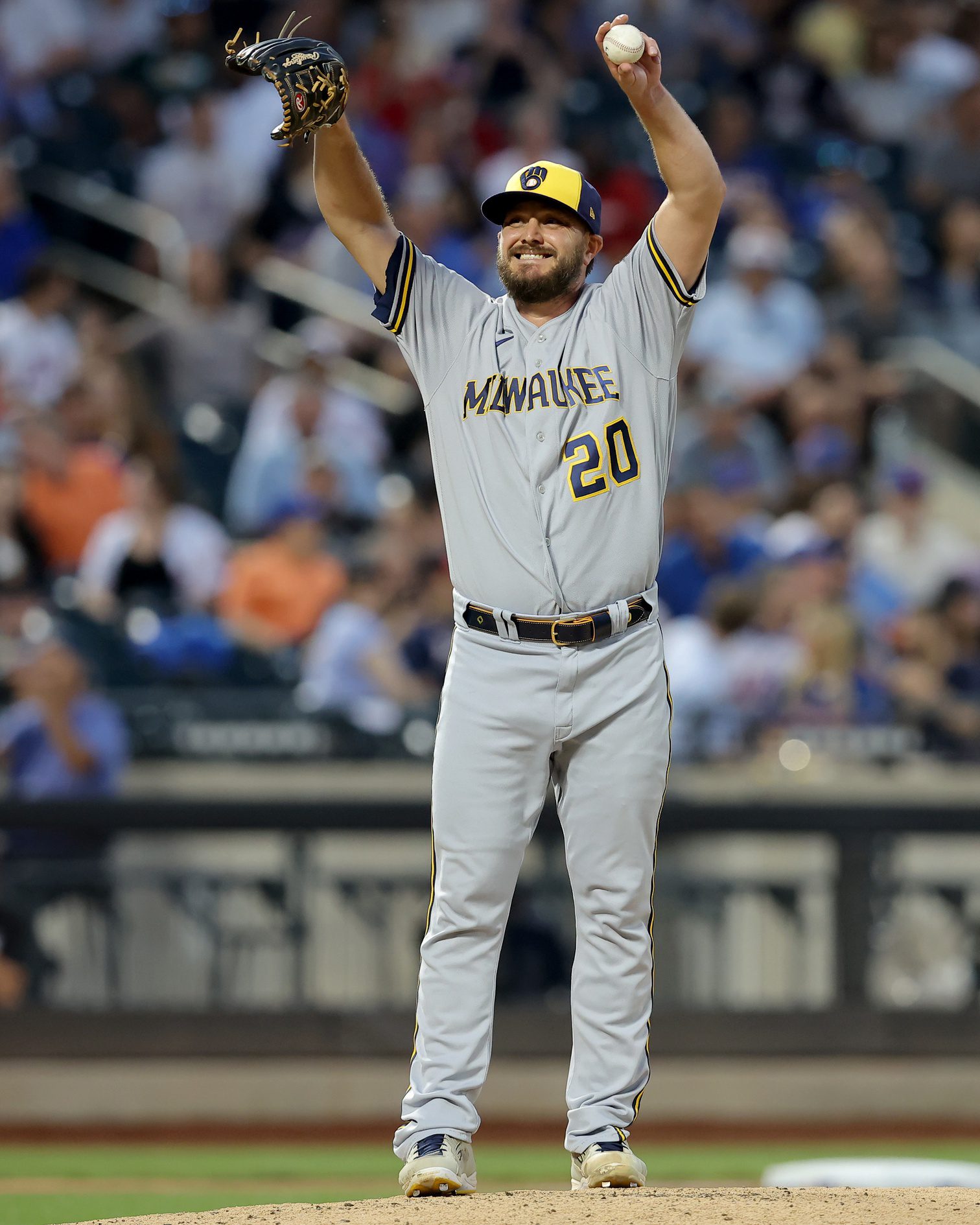 Former Milwaukee Brewers Pitcher Allegedly Gave Drugs to Teammate Who Died of an Overdose in 2019 1 Milwaukee Brewers, Wade Miley, Tyler Skaggs