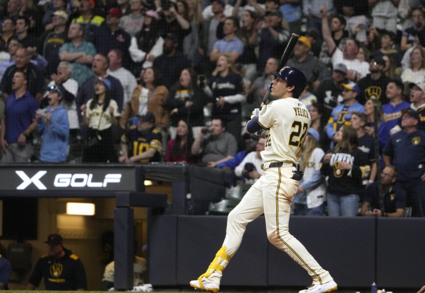 Brewers' Christian Yelich in elite company with eye-opening 2025 stat 2 Milwaukee Brewers, Brewers News, Christian Yelich
