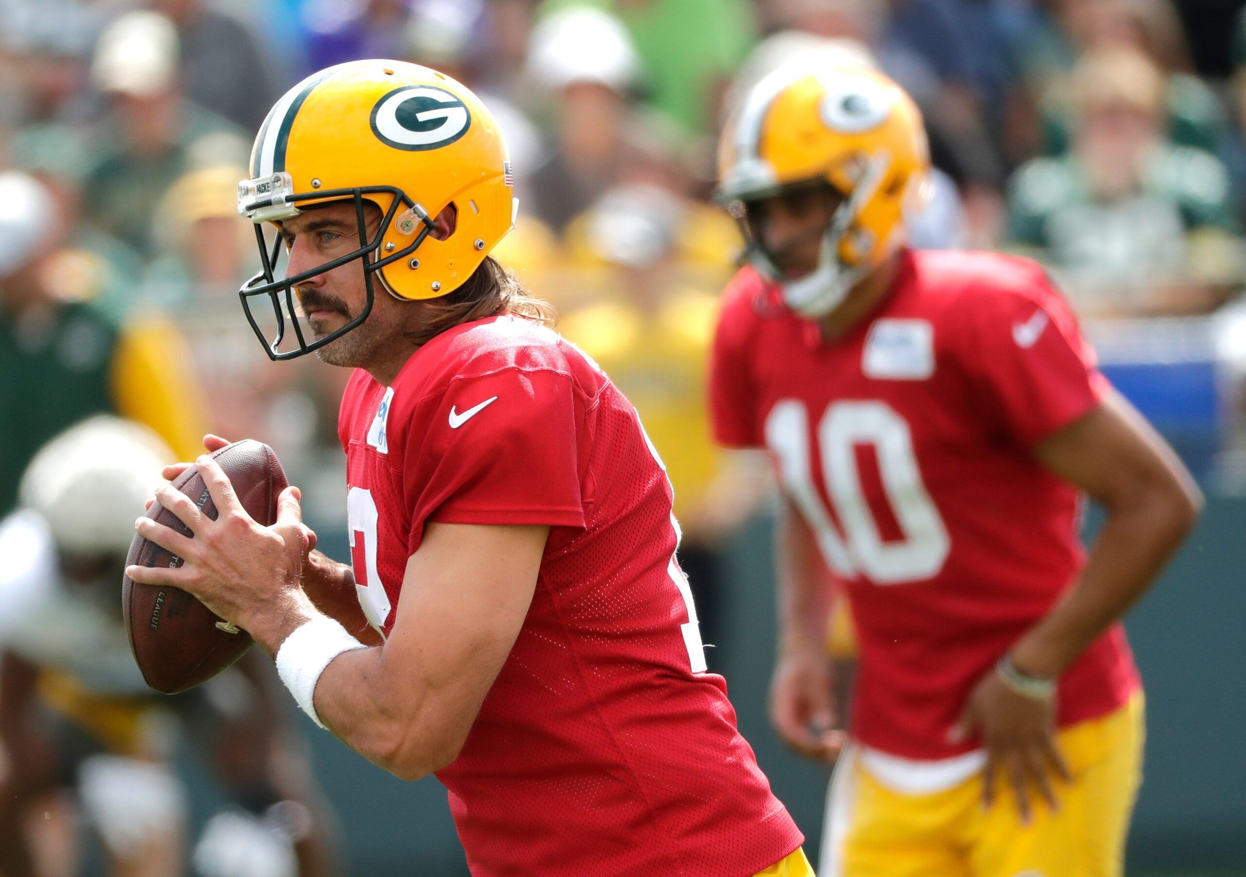 Green Bay Packers: Why Former GB QB Aaron Rodgers Has ESPN Analyst Feeling 'High' on Steelers 1 USATSI 18802465 scaled