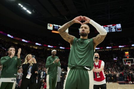 Damian Lillard, Milwaukee Bucks, Malcolm Brogdon, NBA Free Agency, Portland Trailblazers