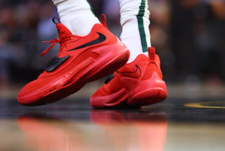 Giannis Antetokounmpo, Nike
