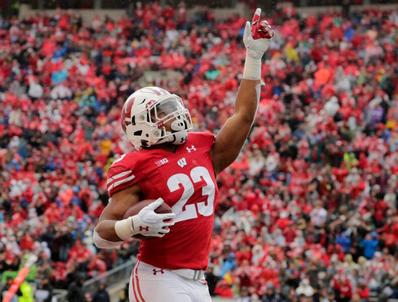 Wisconsin Badgers 2027 RB Target Expresses Strong Interest In Program Early 3 Jonathan Taylor, Wisconsin Badgers