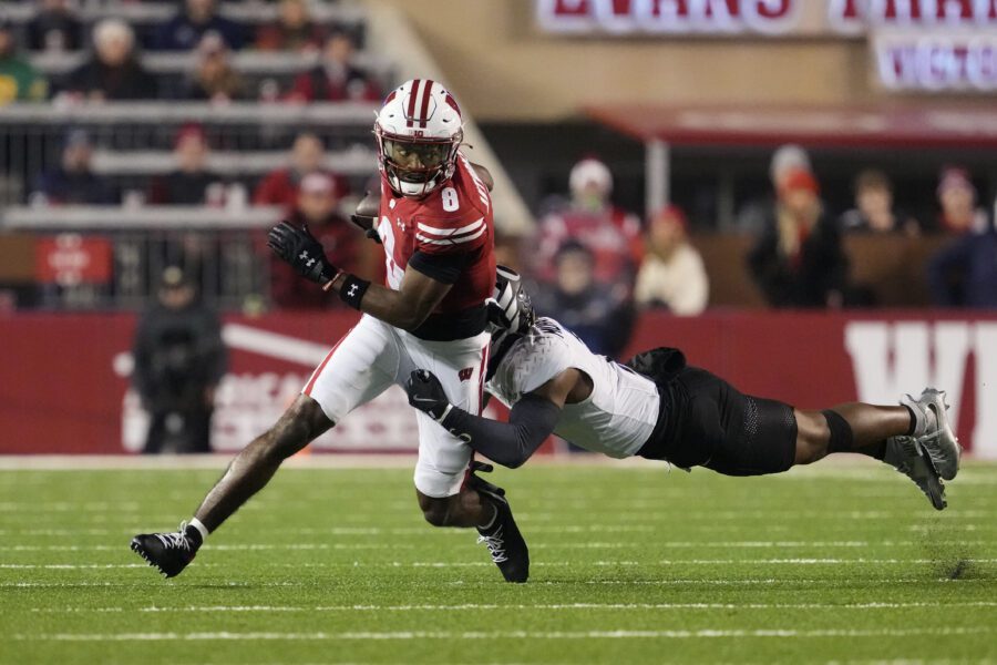 Wisconsin Badgers Football: Senior WR Vinny Anthony II Names 1 Receiver Teammate About to Go Off - 'I Feel Like He Can Have a Great Year' 1 Vinny Anthony, Wisconsin Badgers