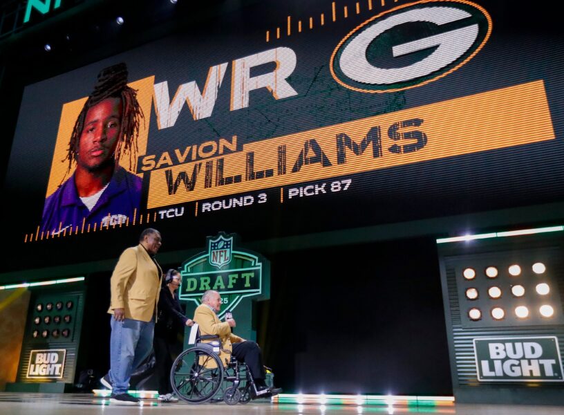 Green Bay Packers: 3rd Round Pick Had Successful Surgery; Will He Be Available for Future OTAs? 1 USATSI 26018780