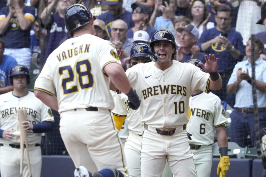 Andrew Vaughn, Milwaukee Brewers, Brewers News