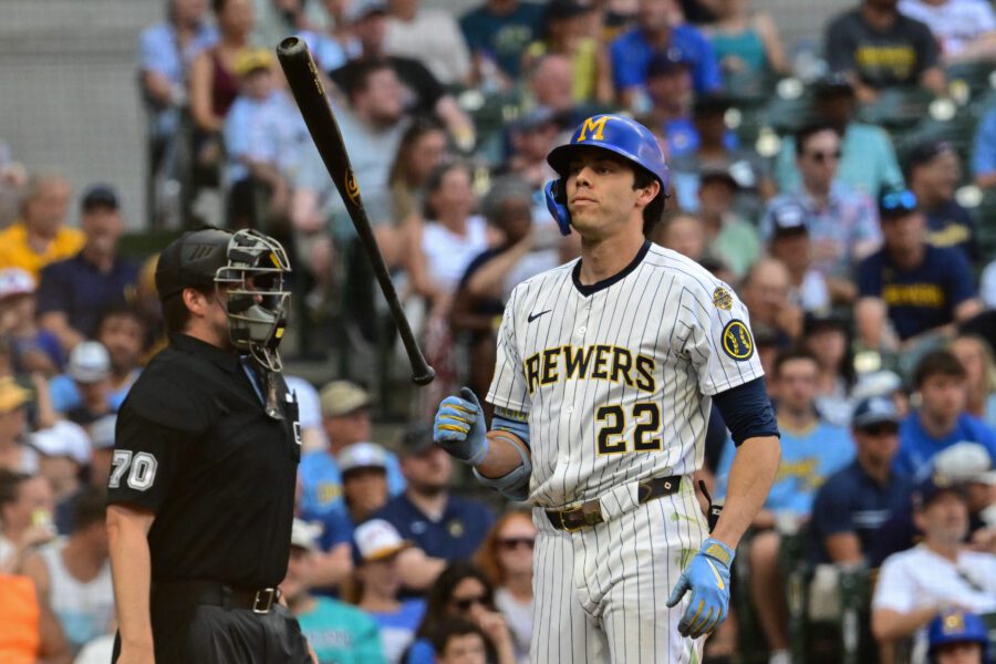 Milwaukee Brewers: Christian Yelich Says Cubs Were More Pressured After Their Impressive 8-4 Comeback Win - 'They Have Half Our Coaching Staff' 2 USATSI 26721052