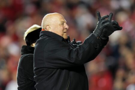 Barry Alvarez
