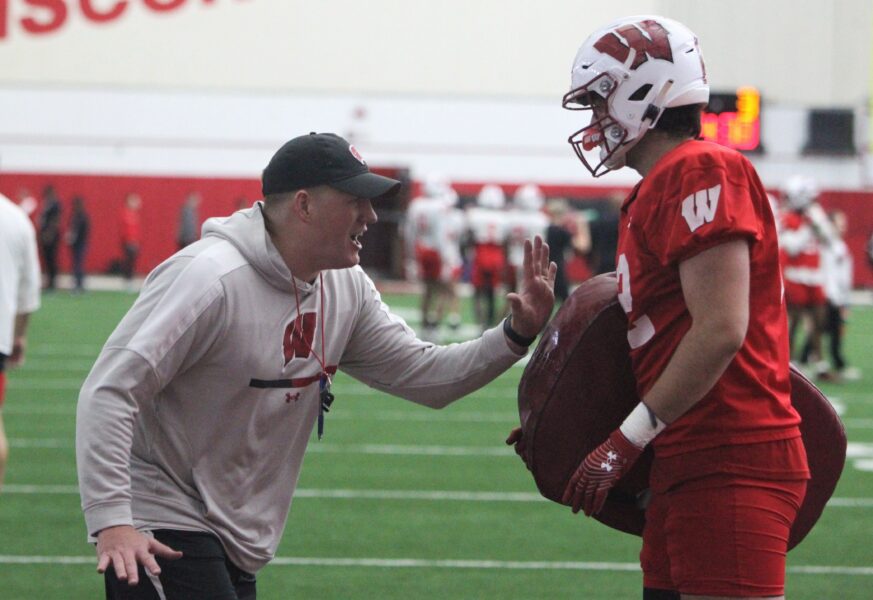 Wisconsin Badgers Football: TE Coach Nate Letton Names 1 Player He's Feels Strongly About - 'I'm Very Excited About Where He Can Go' 3 Wisconsin Badgers tight end coach Nate Letton