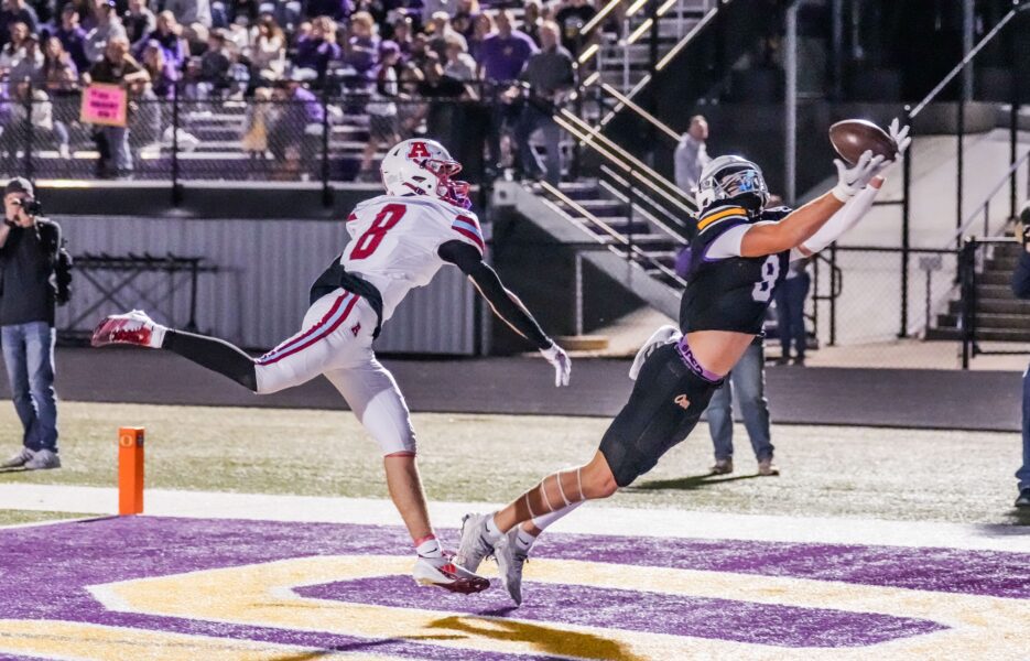 Wisconsin Badgers Football: TE Coach Nate Letton Names 1 Player He's Feels Strongly About - 'I'm Very Excited About Where He Can Go' 1 USATSI 25087763