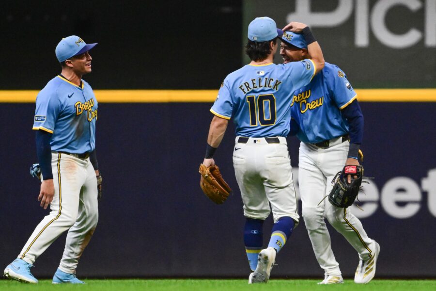 Milwaukee Brewers' Blake Perkins hoses Mets runner at home plate to secure 3-2 victory 1 Milwaukee Brewers, Brewers News, Brewers vs Mets, Blake Perkins