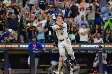 Milwaukee Brewers left fielder Isaac Collins