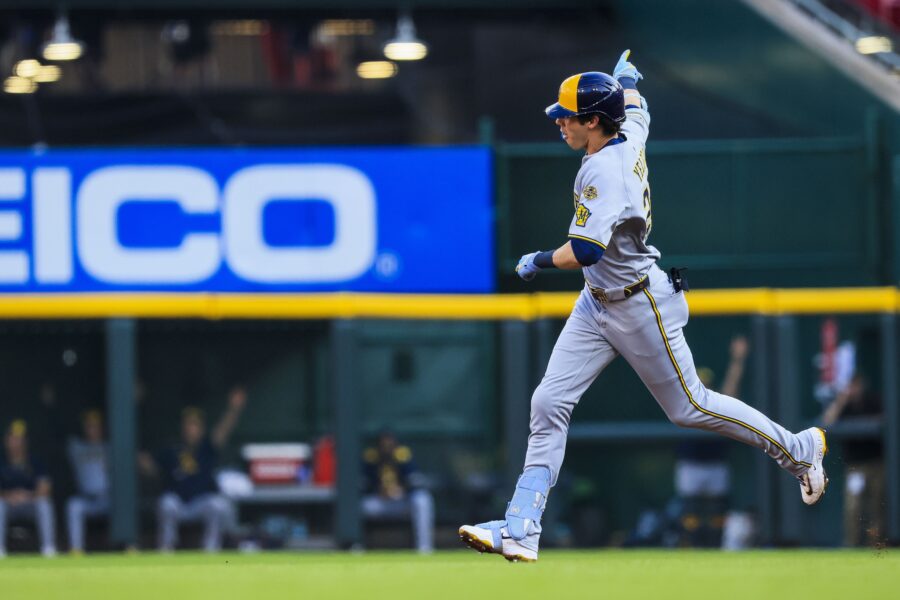Milwaukee Brewers, Brewers vs Reds, Brewers News, Christian Yelich, Bob Uecker 