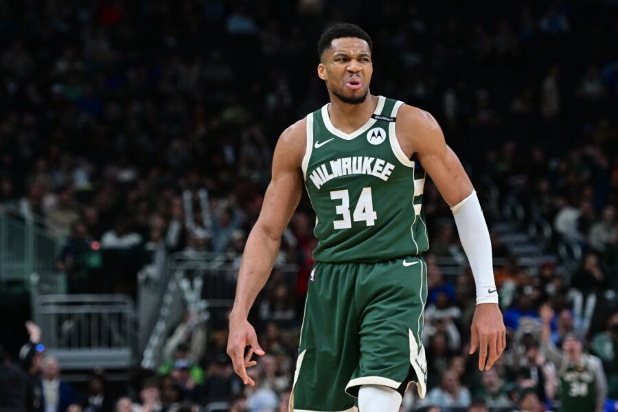 ESPN projects steep decline for Giannis and the Bucks 1 Apr 1, 2025; Milwaukee, Wisconsin, USA; Milwaukee Bucks forward Giannis Antetokounmpo (34) reacts in the fourth quarter against the Phoenix Suns at Fiserv Forum. Mandatory Credit: Benny Sieu-Imagn Images