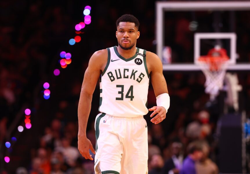 Giannis Antetokounmpo adds deadly new weapon for Greece and the Bucks 3 Mar 24, 2025; Phoenix, Arizona, USA; Milwaukee Bucks forward Giannis Antetokounmpo (34) against the Phoenix Suns at Footprint Center. Mandatory Credit: Mark J. Rebilas-Imagn Images