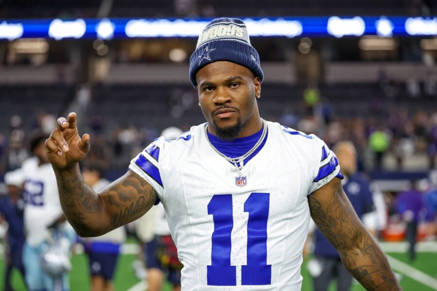 Packers' Micah Parsons trade chaos sparks questions over Cowboys’ draft strategy 1 Aug 16, 2025; Arlington, Texas, USA; Dallas Cowboys defensive end Micah Parsons (11) reacts after the game against the Baltimore Ravens at AT&T Stadium. Mandatory Credit: Kevin Jairaj-Imagn Images