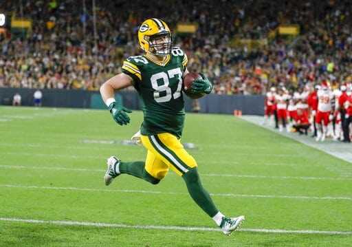 Green Bay Packers' Jace Sternberger catches a touchdown pass during the first half of a preseason NFL football game against the Kansas City Chiefs Thursday, Aug. 29, 2019, in Green Bay, Wis. (AP Photo/Matt Ludtke) NFL Rumors