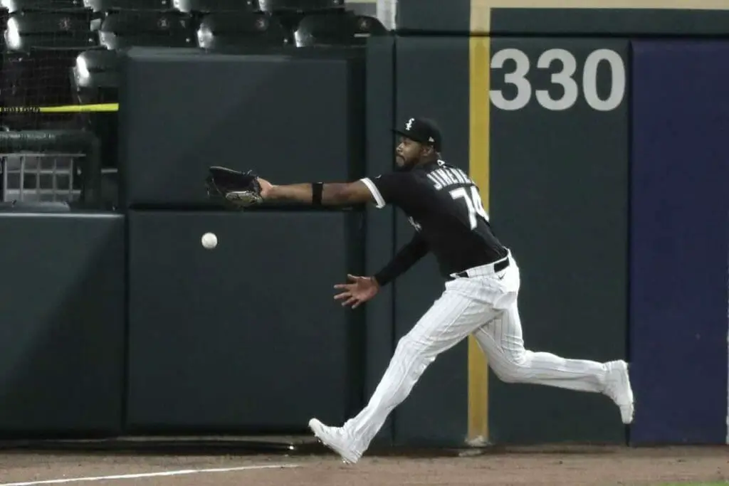 Brewers' Bats Wake Up, Split Home-and-Home With White Sox