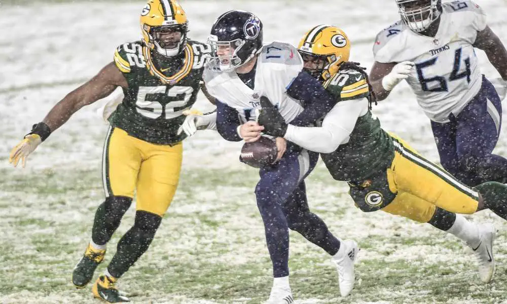 Packers earn statement win, blow out Titans 40-14 on Sunday Night Football