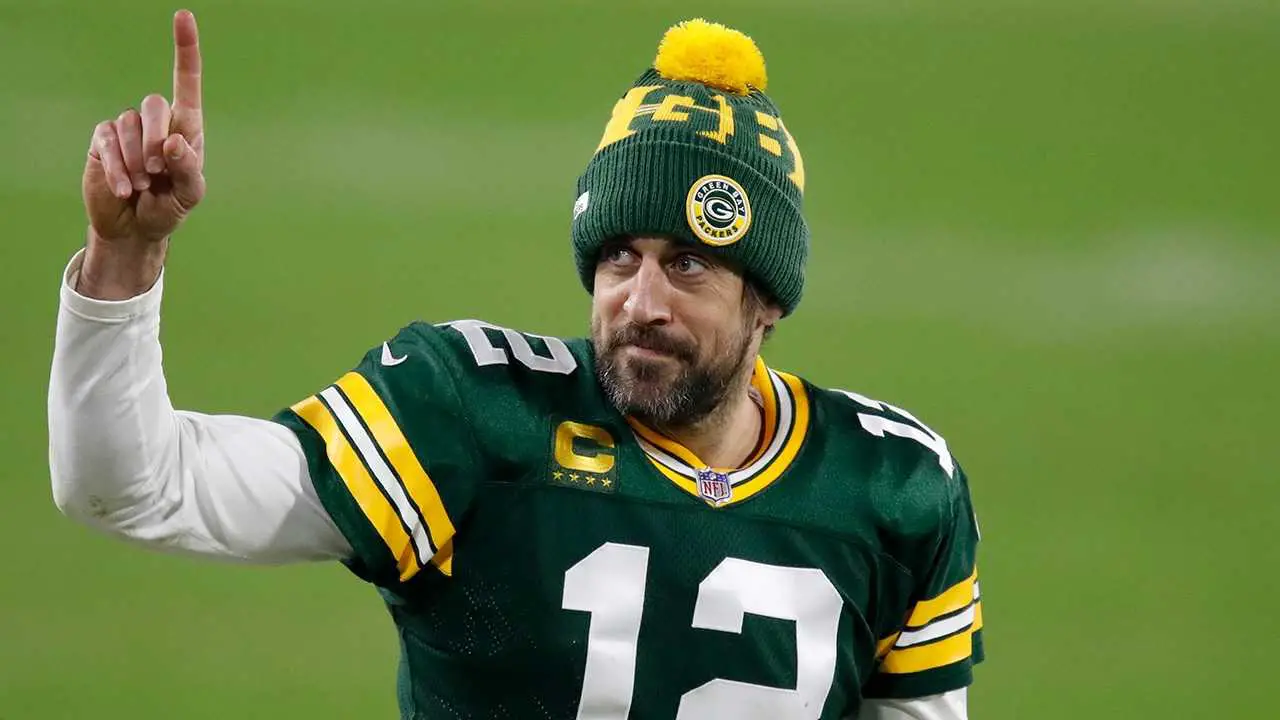 Aaron Rodgers is Back with the Pack!