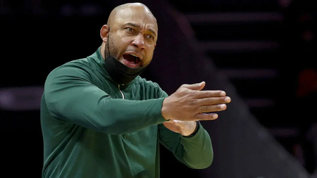CHARLOTTE, NORTH CAROLINA - JANUARY 08: Acting head coach Darvin Ham of the Milwaukee Bucks reacts during the second half of the game against the Charlotte Hornets at Spectrum Center on January 08, 2022 in Charlotte, North Carolina. NOTE TO USER: User expressly acknowledges and agrees that, by downloading and or using this photograph, User is consenting to the terms and conditions of the Getty Images License Agreement. (Photo by Jared C. Tilton/Getty Images) (Los Angeles Lakers)