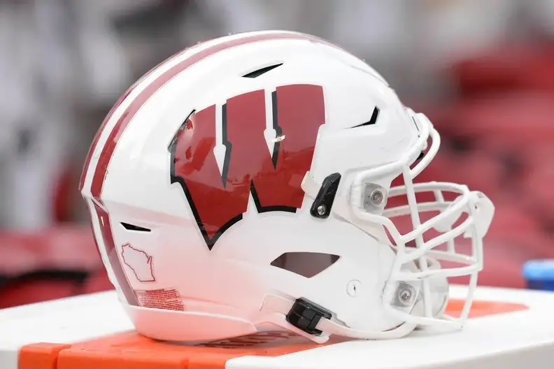 Ranking Wisconsin's 2022 NFL Draft Prospects