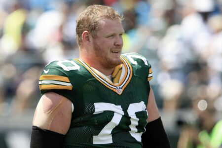 Former Packers guard T.J. Lang