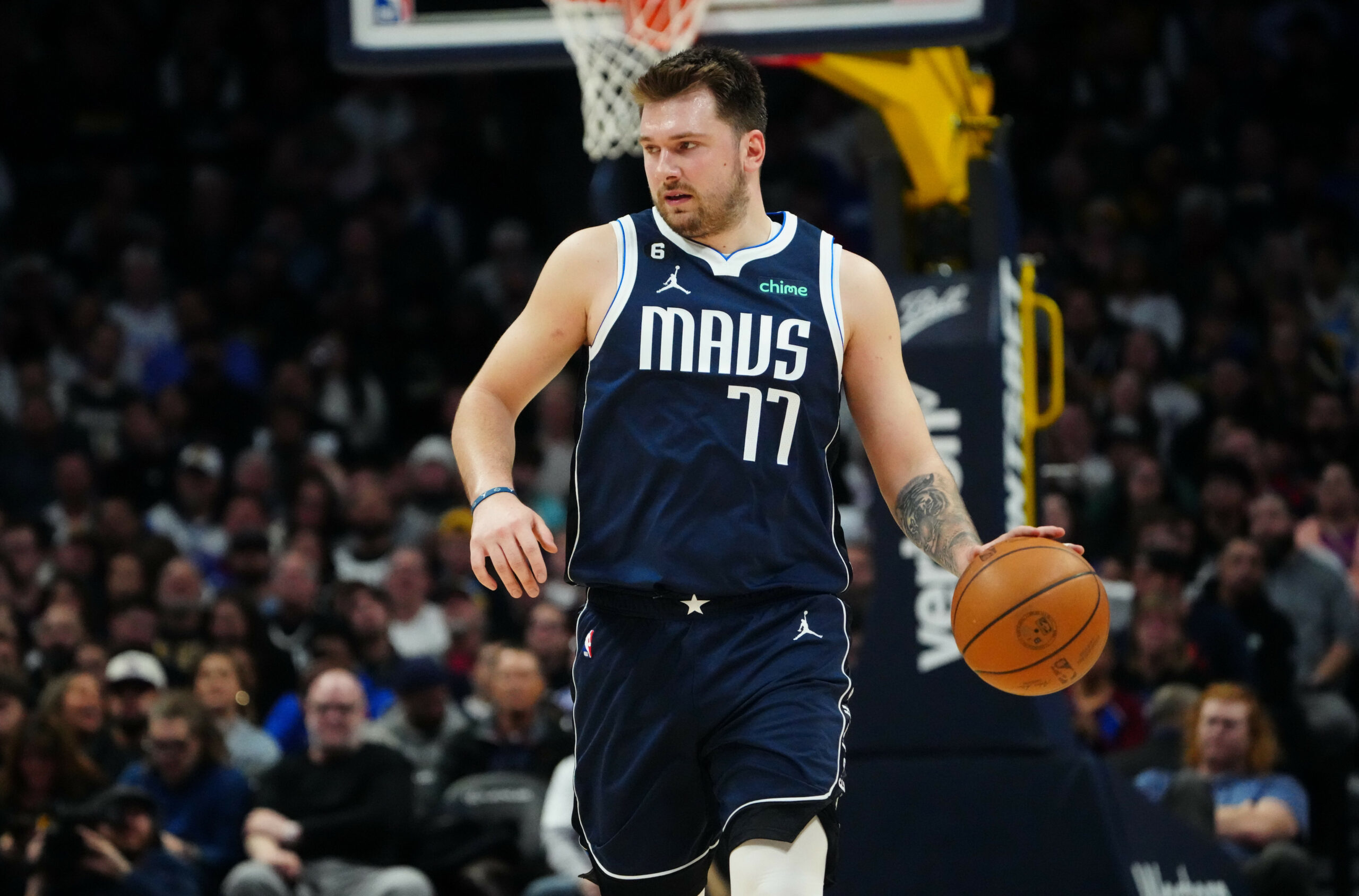 Luka hits stepback 3 for 63 points and the Mavericks scoring record -  Stream the Video - Watch ESPN