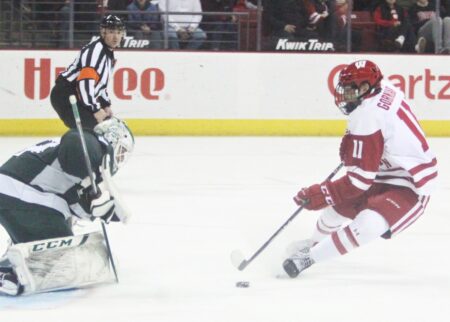 Badgers men's hockey facing off against the Michigan State Spartans