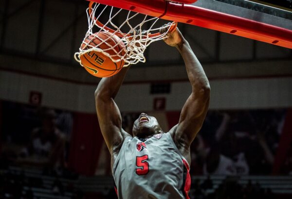 Payton Sparks dunking for the Ball State Cardinals