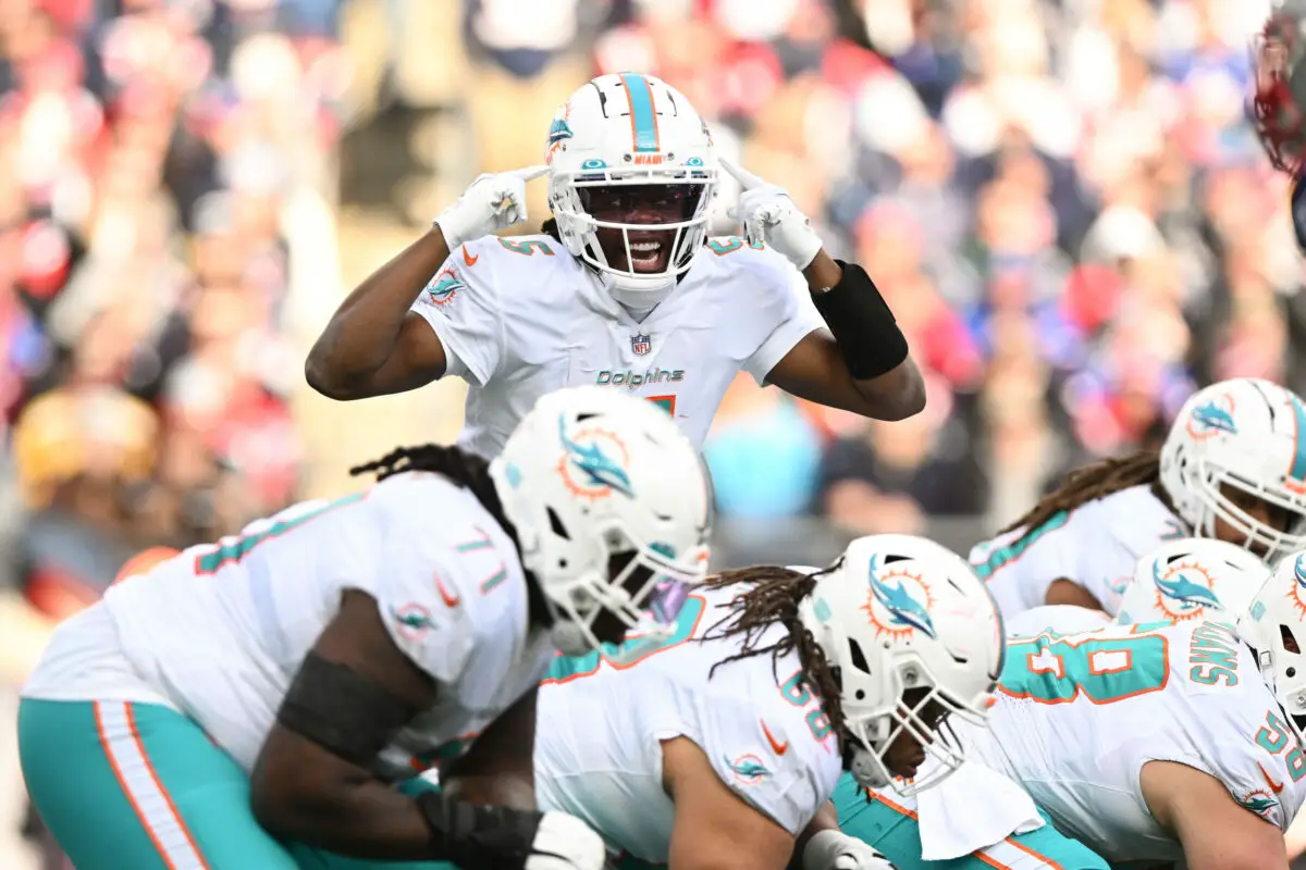 Jan 1, 2023; Foxborough, Massachusetts, USA; Miami Dolphins quarterback Teddy Bridgewater (5) calls a play against the New England Patriots during the first half at Gillette Stadium. Mandatory Credit: Brian Fluharty-USA TODAY Sports (NFL News)