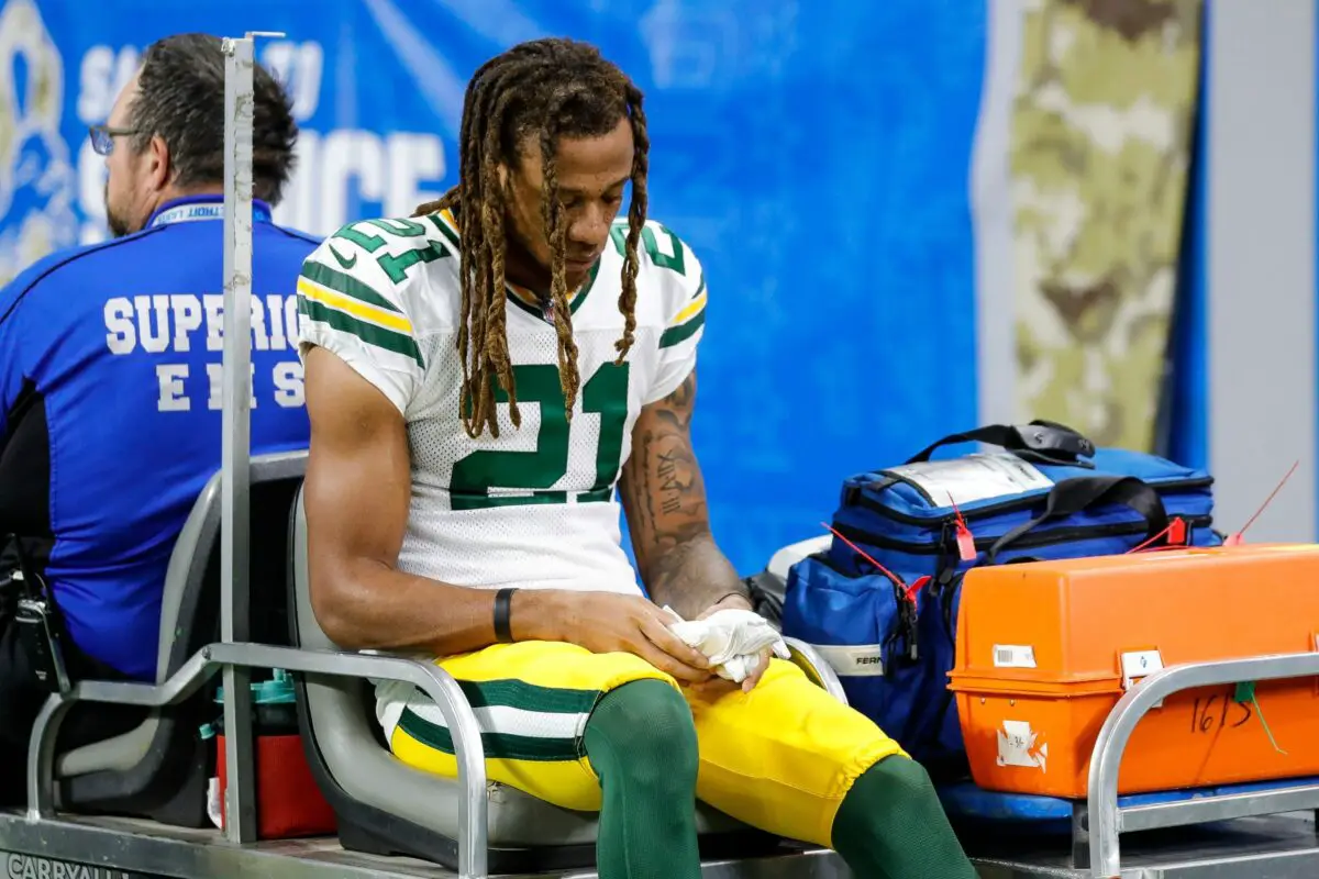 First pictures of 1st round pick Eric Stokes in uniform! : r/GreenBayPackers