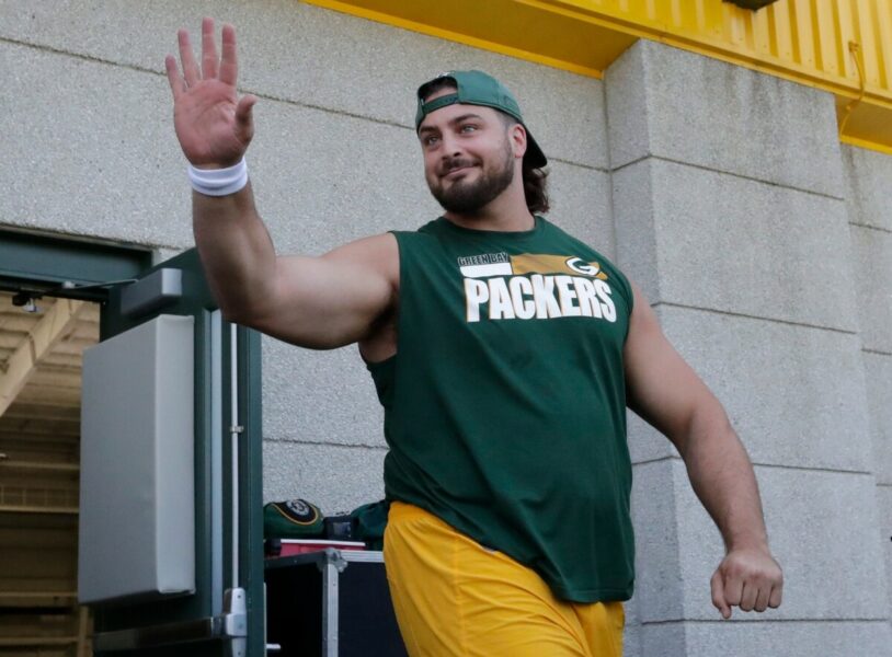 Green Bay Packers offensive tackle David Bakhtiari waves to the cameras at the start of minicamp practice Tuesday, June 8, 2021, in Green Bay, Wis. Dan Powers/USA TODAY NETWORK-Wisconsin 